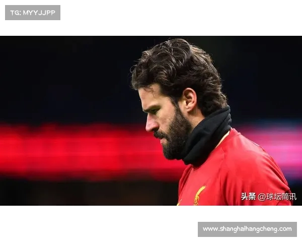 英超后防铁闸:那些守护球门的坚固堡垒与无可撼动的防线 英超后防铁闸:那些守护球门的坚固堡垒与无可撼动的防线
